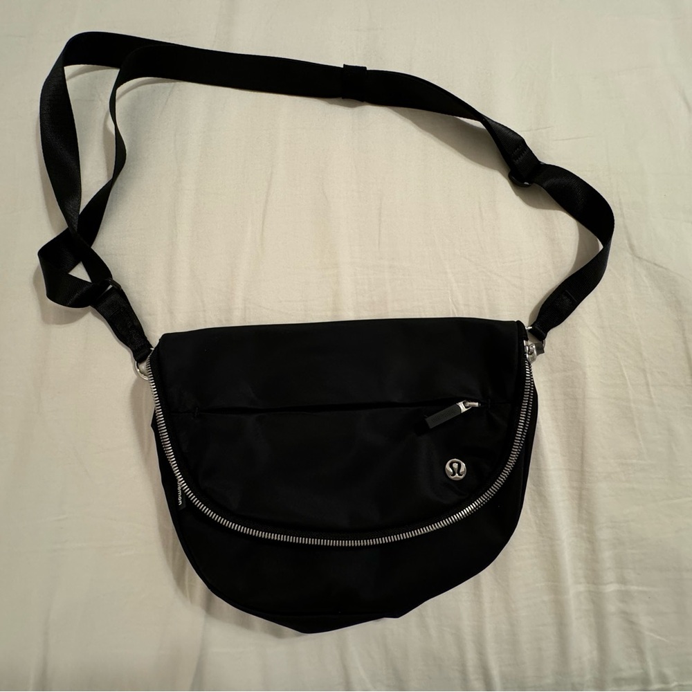 lululemon all night festival bag 5L